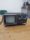 Vintage Crown Portable TV FM/AM Radio Model 5TV-525R Transistor ￼
