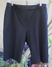 Chicos Shorts So Slimming Black Bermuda Zip Flat Front Pockets Size 2 NWT
