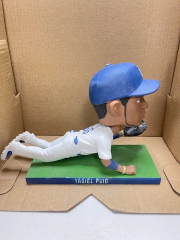 2015 Los Angeles Dodgers Yasiel Puig Bobblehead SGA NICE!! Cover