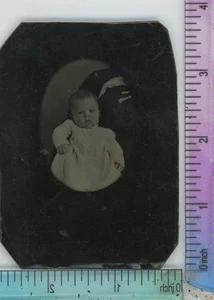 Little Baby Being Held Tintype Ferrotype - Bild 1 von 2