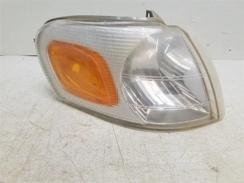 乘客角/公园灯公园灯转向信号适用于 97-05 VENTURE 200665 — 第 1/4 张图片