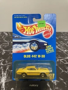 Hot Wheels Olds 442 W-30 Collector # 267 Yellow - Picture 1 of 3