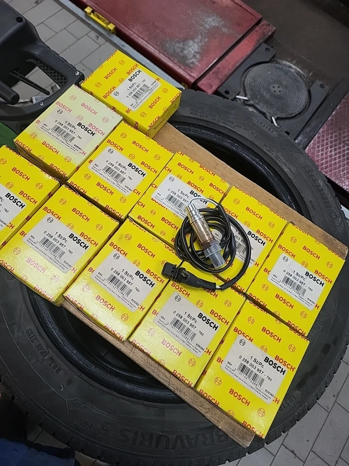 SONDA LAMBDA BOSCH 0258003957 PER Y10 THEMA DELTA GOLF 2 JAGUAR XJ SAAB 900 9000 - Immagine 1 di 4