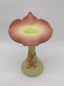 Vintage Fenton Burmese UV Reactive Glass Jack in the Pulpit Vase Roses - Signed - Picture 1 of 22