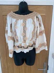 HECHO EN ITALIA TOP ESTILO GITANO BEIGE Y CREMA TALLA MEDIANA - Imagen 1 de 3