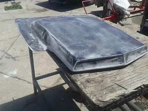 Showcars Challenger TA hood scoop Bond - On - Bild 1 von 5