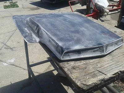 Showcars Challenger TA hood scoop Bond - On - Image 1 of 4