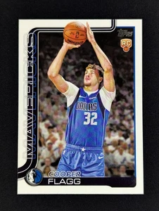 Cooper Flagg 2025-26 Topps Baloncesto NBA Flagship #201 Novato RC Mavericks - Imagen 1 de 3