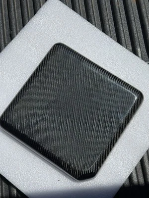 GMC Tahoe Suburban Silverado Sierra 1999-2007 tapa de caja de fusibles de fibra de carbono Foto 1 de 4