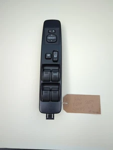 Toyota Hilux Mk5 KDN165 Double Cab 2004 Window Switch O/S  - Picture 1 of 11