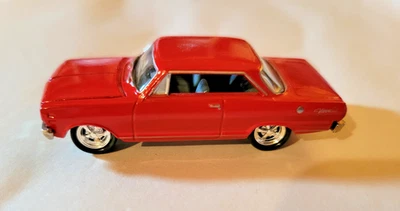 Revista Johnny Lightning Hot Rod 1965 '65 Chevy II Nova 1996 rojo fundido a presión 1/64 Foto 1 de 4