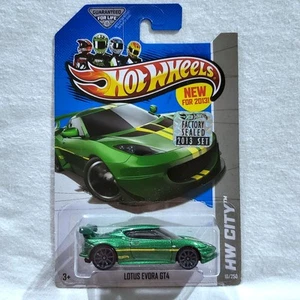 Lotus Evora GT4 #10 Green Hot Wheels City 2013 sellado de fábrica escala 1:64 - Imagen 1 de 13