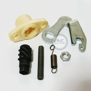 FOR YAMAHA RS100 RS125 CLUTCH PUSH SCREW + HOUSING + LEVER + SPRING + BOLT SET - Picture 1 of 6