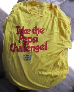 Vintage T-Shirt TAKE THE PEPSI CHALLENGE Let your taste decision / Gelb / ohne Etikett - Bild 1 von 3