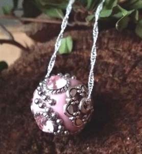 Collar de plata esterlina bola de cristal rosa piedra preciosa kunzita piedra de la emoción - Imagen 1 de 3