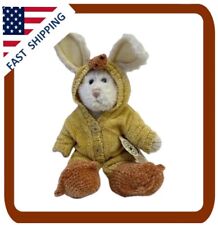 BOYDS BEARS-  Graham Quakers #81509, 11” Bunny Rabbit Dressed as Duck 