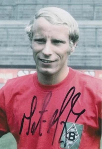 Berti Vogts original signiertes Foto 10 x 15 cm - Bild 1 von 1
