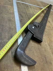 Clé serre-tubes ultra-résistante 36" 1200 mm - Ridgid Elyria Ohio USA 36 Réf NA1 - Picture 1 of 16