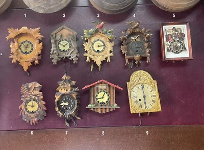 Antico vecchio orologio a pendolo cucu meccanico miniatura della foresta nera - Immagine 1 di 4