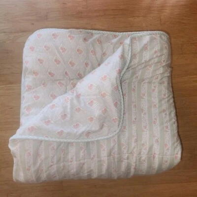 Laura Ashley Floral Cottage Core Rose &Pale Green Quilt*90L X 85W*Gd Condition  - Image 1 of 4