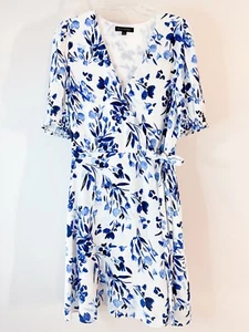 Banana Republic Floral Dress Women’s 10 Large White Blue V Neck Wrap Mini - Picture 1 of 10