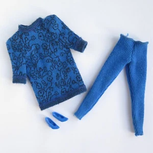 Barbie SWEATER SOFT FASHIONS 1987 BLUE #4487 | Vintage Mattel Barbie Doll - Picture 1 of 2