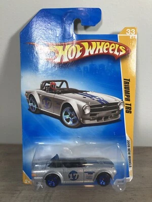 Hot Wheels 2009 New Models #33 Triumph TR6 Mtflk Silver w/ 5SPs - Image 1 of 4