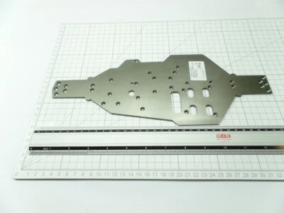 Carson 1:10 4 WD CV-10 Audi R8 500105143 Alu Chassisplatte On-Road CR8® - Bild 1 von 3