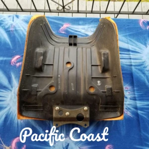 HONDA PACIFIC COAST DRIVER SEAT,PC800,FITS ALL 1989-1998 MODELS, 77100-MR5-830ZA - Picture 1 of 8