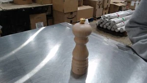 UsedLikeNew_Peugeot - Paris u'Select Manual Pepper Mill - Adjus_Natural_Sz7 inch - Picture 1 of 4