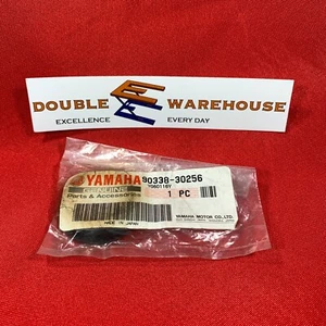 NOS OEM Yamaha 90338-30256 Panel Plug  - Picture 1 of 2