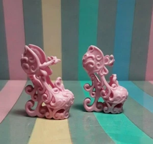 Scarpe per Bambola "Monster High", colore rosa, altezza 3,8 cm. - Foto 1 di 4