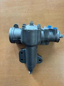 Remanufactured power steering gear box International scout 1972-1979 - Picture 1 of 2
