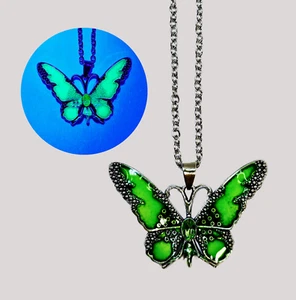 Butterfly with Green Uranium Glass Czech Rhinestone UV Glowing Necklace Insect - Picture 1 of 18