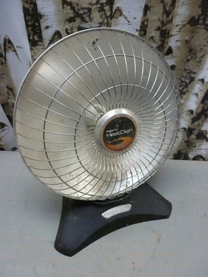 Presto Heat Dish Parabolic Electric Heater Model 0792201 - Image 1 of 4