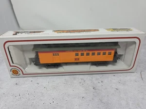 VAGÓN DE PASAJEROS BACHMANN ESCALA HO OLD TIMER UNION PACIFIC #9 - Imagen 1 de 2