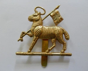 BRITISH ARMY CAP BADGE. THE QUEEN'S ROYAL REGIMENT ( WEST SURREY ) ( 003. ). - Picture 1 of 1