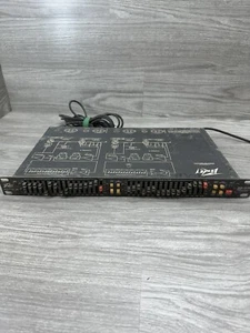 Peavey EQ-215 Stereo 15 Band Graphic Equalizer - Picture 1 of 6