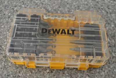 DEWALT Screwdriver Bit Set with Tough Case, 33-Piece NEW / FAST SHIP - Изображение 1 из 3