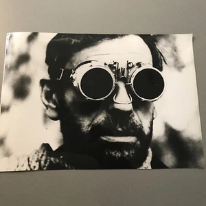 YVES MONTAND dans « L’AVEU » PHOTO CINEMA PRESSE 21x30 - Imagen 1 de 1
