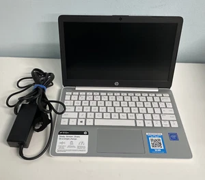 HP Stream 11.6" HD Laptop Intel Celeron N4000 4 GB RAM 64 GB eMMC (LOCKED/RETURN - Afbeelding 1 van 12
