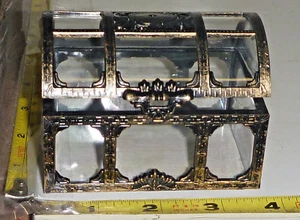 Caja de baratijas pequeña de plástico transparente con bisagras para cofre del tesoro ~ 31/2" H x 25/8 W x 21/2 H - Imagen 1 de 7