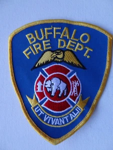Parche del Departamento de Bomberos de Buffalo NY - UT VIVANT ALII - So Others May Live - Imagen 1 de 2