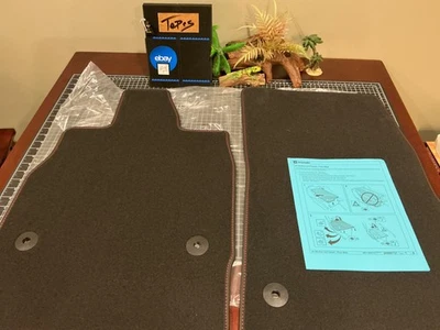 Tapetes de assoalho genuínos GM premium para o Chevy Corvette 2023–2025 📦 - Imagem 1 de 3