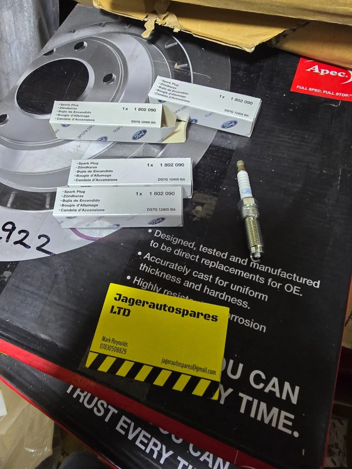 Ford C-Max Focus Kuga Mondeo Galaxy 1.5 Ecoboost set Of 4 Spark Plugs. Genuine - Image 1 of 1