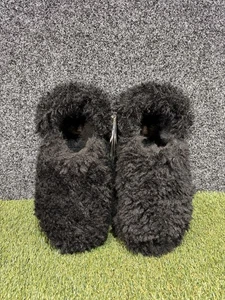 Crocs Women’s Size 9 US Shaggy Fur Lined Clog Black furry fuzzy soft Winter Shoe - Picture 1 of 14