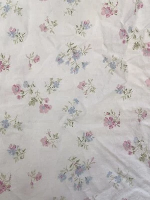 Simply Shabby Chic Pink Mini Rosebud print Cotton Fitted Sheet Twin Candy - Image 1 of 4