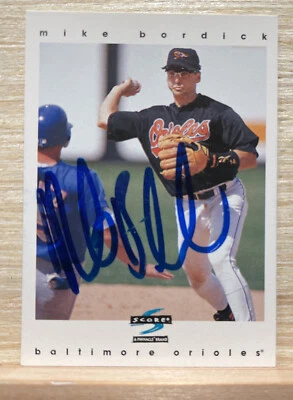 1997 Score Mike Bordick #465 Signed Baseball Card Baltimore Orioles - Image 1 of 2