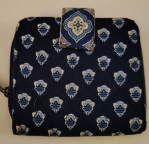 Vera Bradley - Nantucket Navy Zip Wallet / Retired / {Pre-Owned}. - Picture 1 of 8