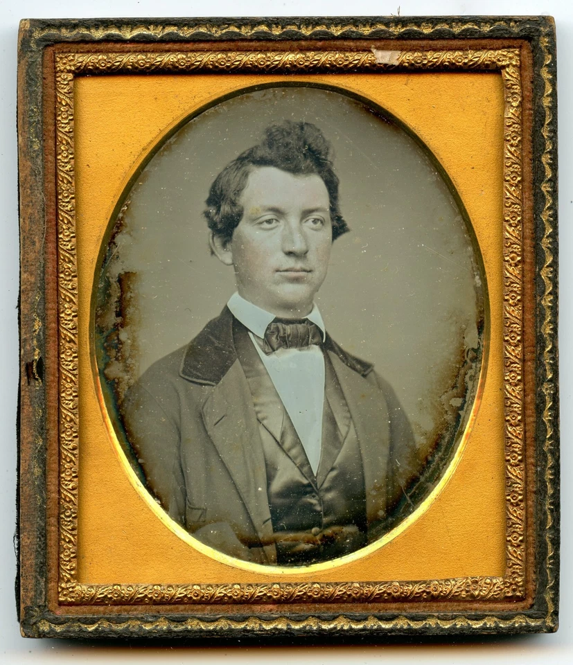 Daguerreotype of distinguished young man with great hair sixth plate half case - Image 1 of 1